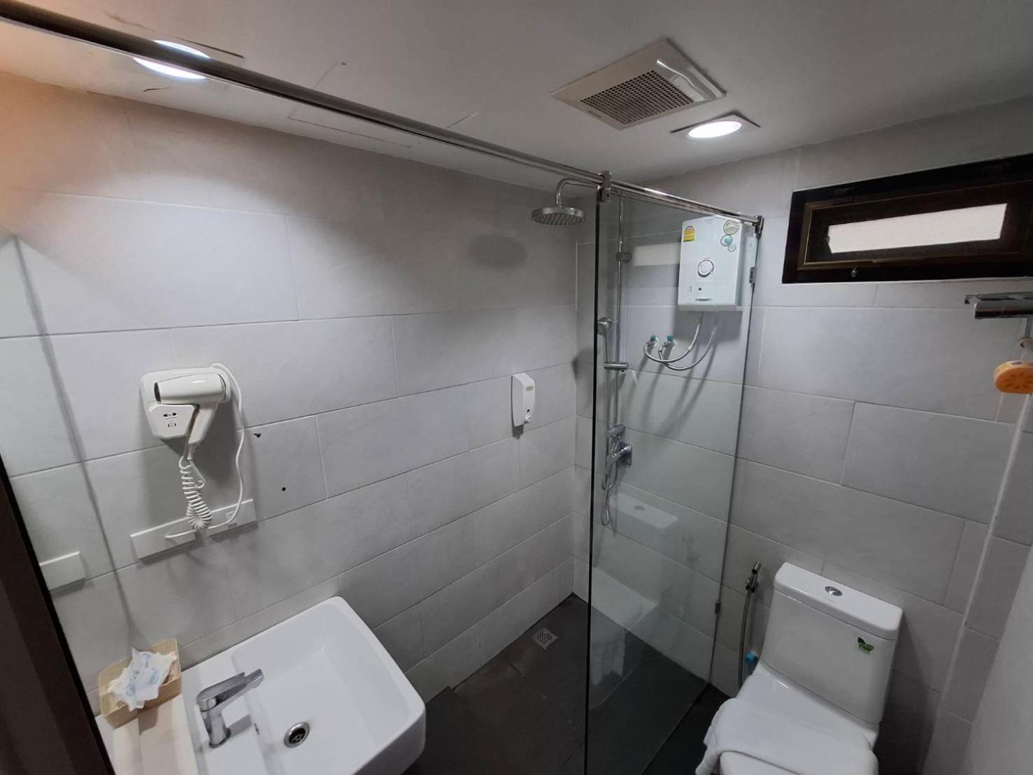 Pratunam19 Hotel Bangkok Eksteriør billede